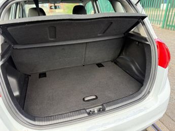 Kia Venga 1.4 CRDi 2 Euro 5 5dr