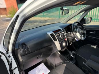 Kia Venga 1.4 CRDi 2 Euro 5 5dr