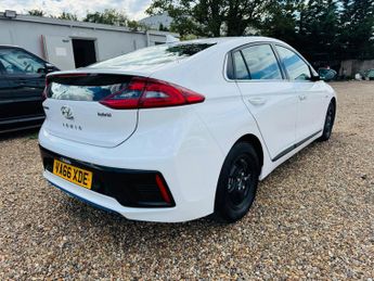 Hyundai IONIQ 1.6 h-GDi Premium SE DCT Euro 6 (s/s) 5dr