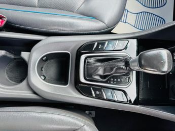 Hyundai IONIQ 1.6 h-GDi Premium SE DCT Euro 6 (s/s) 5dr