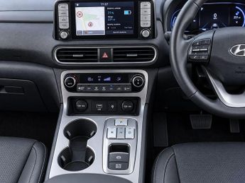 Hyundai KONA 64kWh Premium SUV 5dr Electric Auto (7kW Charger) (204 ps)