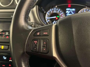 Suzuki Vitara 1.4 Boosterjet MHEV SZ4 SUV 5dr Petrol Hybrid Manual Euro 6 (s/s