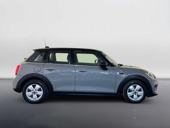 MINI Hatch 1.5 Cooper Classic Hatchback 5dr Petrol Steptronic Euro 6 (s/s) 