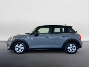 MINI Hatch 1.5 Cooper Classic Hatchback 5dr Petrol Steptronic Euro 6 (s/s) 