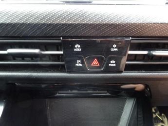 Volkswagen Golf 1.5 eTSI MHEV R-Line DSG Euro 6 (s/s) 5dr