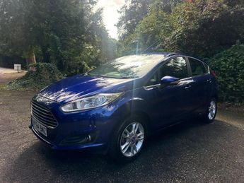 Ford Fiesta 1.0T EcoBoost Zetec Euro 5 (s/s) 5dr