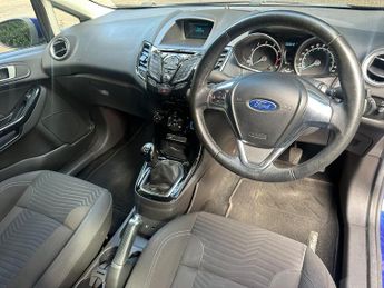 Ford Fiesta 1.0T EcoBoost Zetec Euro 5 (s/s) 5dr