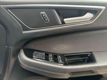 FORD GALAXY 2.0 EcoBlue Titanium MPV 5dr Diesel Auto Euro 6 (s/s) (150 ps) *