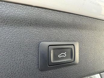 AUDI Q3 2.0 TDI S line Plus SUV 5dr Diesel S Tronic quattro Euro 6 (s/s)