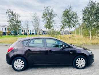 Vauxhall Astra 1.6 16v Exclusiv Auto Euro 5 5dr