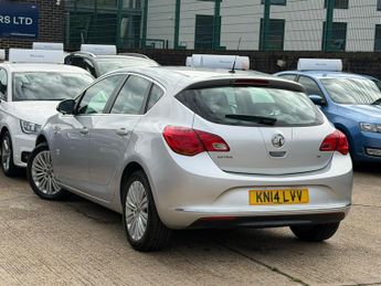 Vauxhall Astra 1.6 16v Excite Euro 5 5dr