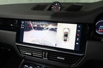 Porsche Cayenne 3.0 V6 E-Hybrid 17.9kWh Platinum Edition TiptronicS 4WD Euro 6 (