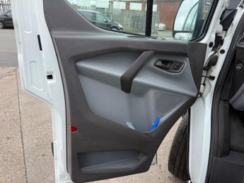 Ford Transit Custom 2.0 TDCi 310 L1 H1 5dr