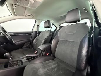 Skoda Octavia 1.6 TDI SCR SE L Hatchback 5dr Diesel DSG Euro 6 (s/s) (115 ps)