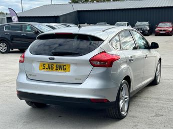 Ford Focus 1.0T EcoBoost Titanium Euro 6 (s/s) 5dr