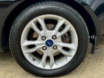 Ford Fiesta 1.0T EcoBoost Zetec Euro 6 (s/s) 5dr