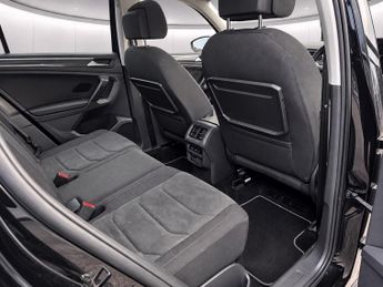 Volkswagen Tiguan 1.5 TSI EVO SEL DSG Euro 6 (s/s) 5dr