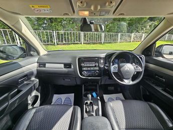 Mitsubishi Outlander 2.2 DI-D GX3 Auto 4WD Euro 5 (s/s) 5dr