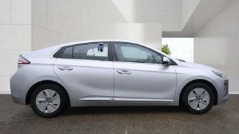 Hyundai IONIQ 1.6 h-GDi Premium Hatchback 5dr Petrol Hybrid DCT Euro 6 (s/s) (