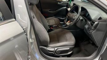 Hyundai IONIQ 1.6 h-GDi Premium Hatchback 5dr Petrol Hybrid DCT Euro 6 (s/s) (