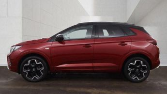 Vauxhall Grandland 1.5 Turbo D Ultimate SUV 5dr Diesel Auto Euro 6 (s/s) (130 ps)