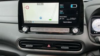 Hyundai KONA 64kWh Premium SUV 5dr Electric Auto (10.5kW Charger) (204 ps)