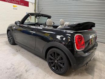 MINI Convertible 1.5 Cooper Auto Euro 6 (s/s) 2dr