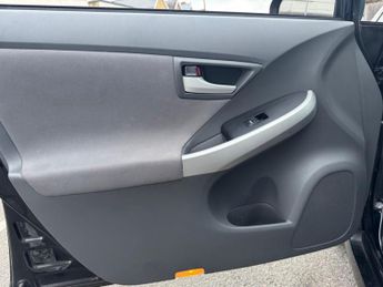 Toyota Prius 1.8 VVT-h T Spirit CVT Euro 5 (s/s) 5dr