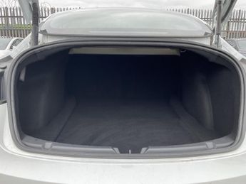 Tesla Model 3 STANDARD RANGE +