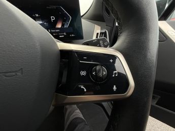 BMW Ix XDRIVE40 M SPORT