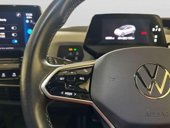 Volkswagen ID.3 Pro Performance 58kWh Life Hatchback 5dr Electric Auto (204 ps)