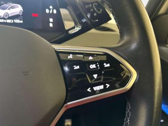 Volkswagen ID.3 Pro Performance 58kWh Life Hatchback 5dr Electric Auto (204 ps)