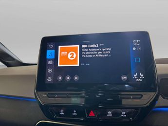 Volkswagen ID.3 Pro Performance 58kWh Life Hatchback 5dr Electric Auto (204 ps)