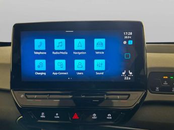 Volkswagen ID.3 Pro Performance 58kWh Life Hatchback 5dr Electric Auto (204 ps)