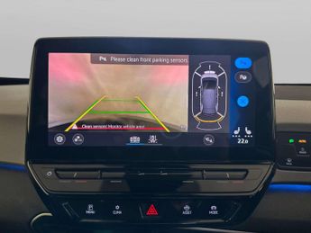 Volkswagen ID.3 Pro Performance 58kWh Life Hatchback 5dr Electric Auto (204 ps)