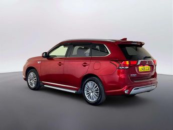 Mitsubishi Outlander 2.4h TwinMotor 13.8kWh Dynamic Safety SUV 5dr Petrol Plug-in Hyb