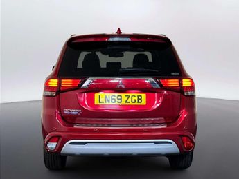 Mitsubishi Outlander 2.4h TwinMotor 13.8kWh Dynamic Safety SUV 5dr Petrol Plug-in Hyb