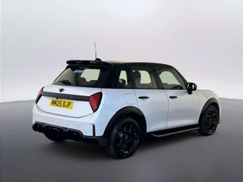 MINI Cooper 2.0S Sport Hatchback 5dr Petrol Steptronic Euro 6 (s/s) (204 ps)