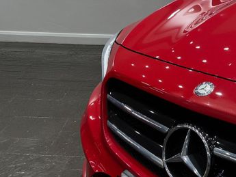 Mercedes-Benz GLA 2.1 GLA220d AMG Line (Premium Plus) 7G-DCT 4MATIC Euro 6 (s/s) 5