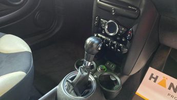 MINI Clubman 1.6 Cooper Auto Euro 5 5dr