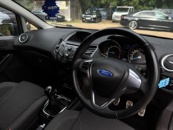 Ford Fiesta 1.0T EcoBoost Zetec S Euro 5 (s/s) 3dr