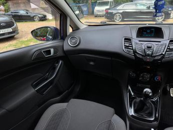Ford Fiesta 1.0T EcoBoost Zetec S Euro 5 (s/s) 3dr
