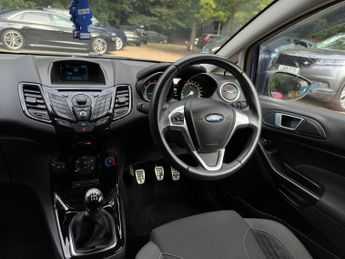 Ford Fiesta 1.0T EcoBoost Zetec S Euro 5 (s/s) 3dr