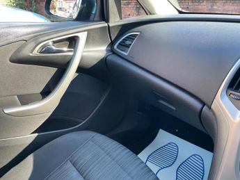 Vauxhall Astra 1.6 16v Exclusiv Auto Euro 5 5dr