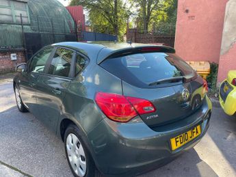 Vauxhall Astra 1.6 16v Exclusiv Auto Euro 5 5dr
