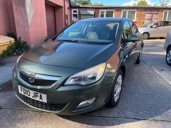 Vauxhall Astra 1.6 16v Exclusiv Auto Euro 5 5dr