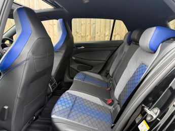 Volkswagen Golf 2.0 TSI R Black Edition DSG 4Motion Euro 6 (s/s) 5dr