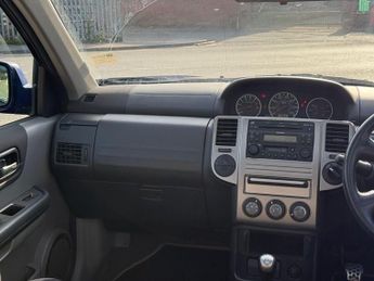 Nissan X-Trail 2.5i Sport 5dr