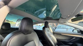 Tesla Model 3 (Dual Motor) Long Range Auto 4WDE 4dr