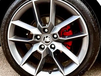 Skoda Octavia 2.0 TSI vRS DSG Euro 6 (s/s) 5dr